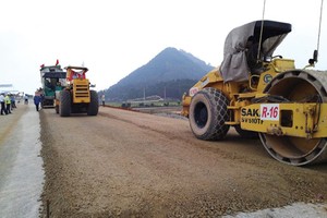 Tuyến cao tốc lớn nhất phía Bắc cán đích